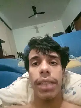 Snapshot of raiotrajado chatting on April 2026 02:22:02 AM raiotrajado online show from April 2026 02:22:02 AM