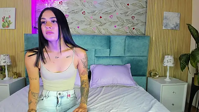 ZoeWillins online show from April 2026 08:47:01 PM