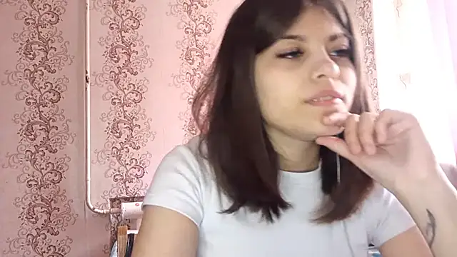 Mialikesun online show from April 2026 10:18:02 AM