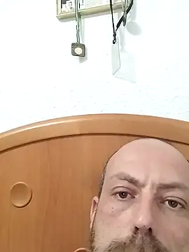 Snapshot of dkay80 chatting on April 2026 02:22:02 AM dkay80 online show from April 2026 02:22:02 AM