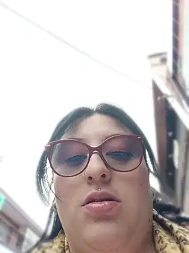 bunny sx online show from April 2026 05:18:01 PM