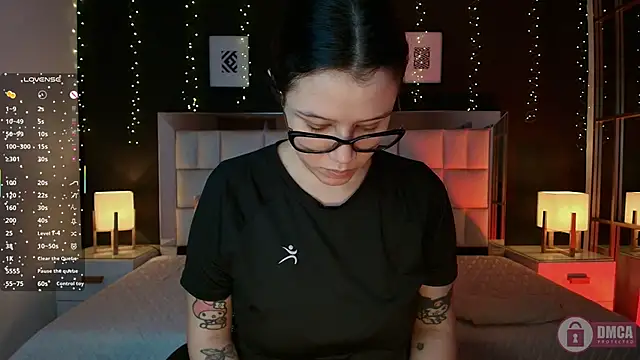 aria bloomer online show from May 2026 12:10:01 PM