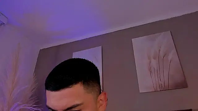 Alexander Diazz online show from June 2026 02:10:02 PM