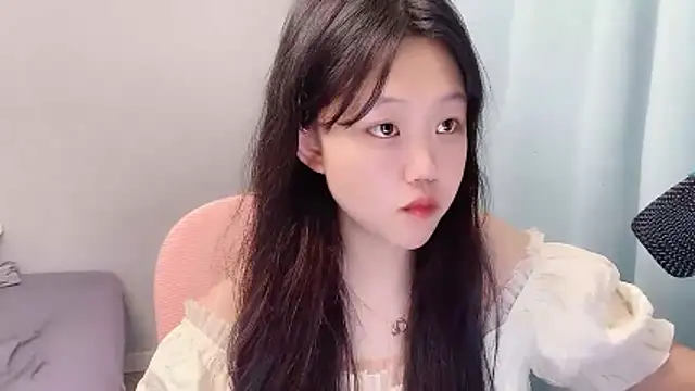 Snapshot of Lilababy00 chatting on May 2026 02:03:02 PM Lilababy00 online show from May 2026 02:03:02 PM