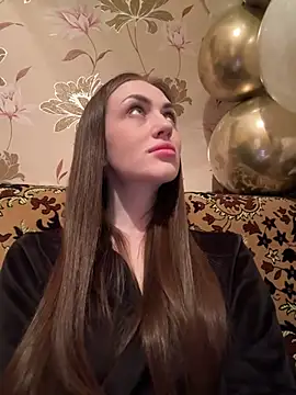 AlinaLove3213 online show from May 2026 06:25:01 PM