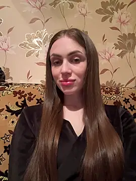 AlinaLove3213 online show from May 2026 07:44:01 PM