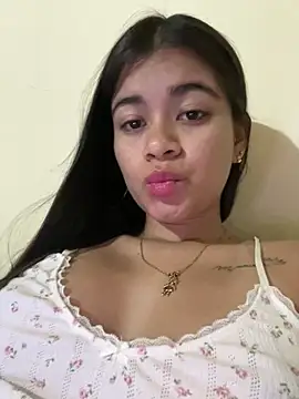 Snapshot of Kloe_zaf chatting on July 2026 08:09:01 AM Kloe zaf online show from July 2026 08:09:01 AM