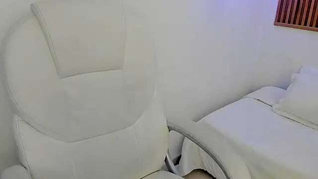 ghostmila online show from May 2026 01:02:02 AM