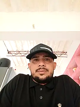 franDuxxx online show from April 2026 06:52:02 PM