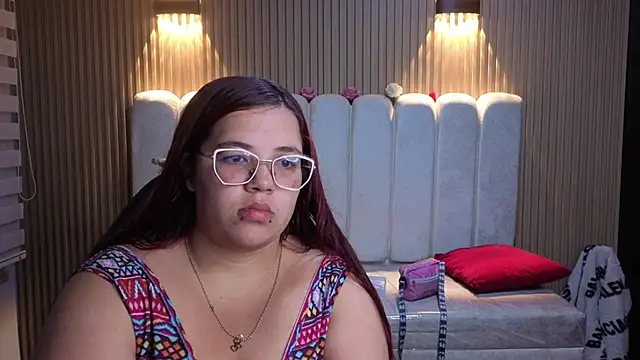 Sweet cat t online show from May 2026 02:41:02 AM