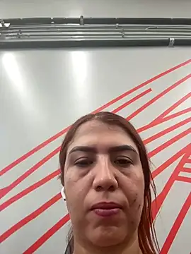 Lunnacherry online show from June 2026 03:39:02 PM