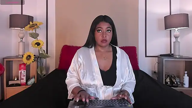 NatashaLuxy online show from June 2026 07:02:01 PM