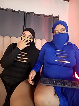 Snapshot of aziza_dalila02 chatting on April 2026 03:17:01 AM aziza dalila02 online show from April 2026 03:17:01 AM