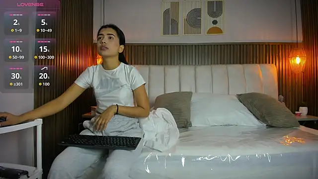 Hayami Li online show from July 2026 12:45:01 PM