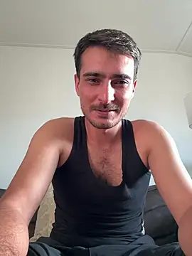 Serttssikici online show from July 2026 05:54:01 PM