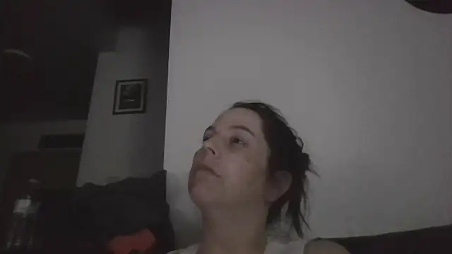 Snapshot of lily1982 chatting on April 2026 02:27:02 AM lily1982 online show from April 2026 02:27:02 AM