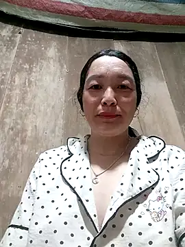 vanlucky2 online show from May 2026 11:22:01 PM