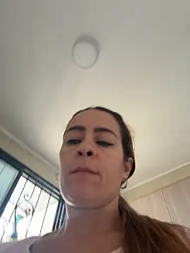 Snapshot of Natigoonzalez chatting on May 2026 05:40:02 PM Natigoonzalez online show from May 2026 05:40:02 PM
