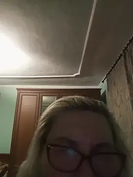 Snapshot of AureliaSky598 chatting on June 2026 08:42:02 PM AureliaSky598 online show from June 2026 08:42:02 PM