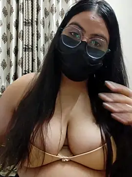 Snapshot of Aysha_69 chatting on June 2026 03:56:01 PM Aysha 69 online show from June 2026 03:56:01 PM