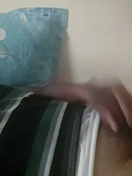 Srini 9393 online show from April 2026 06:52:01 AM