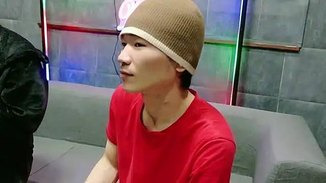 Snapshot of 8585donguri5656 chatting on April 2026 03:13:01 AM 8585donguri5656 online show from April 2026 03:13:01 AM