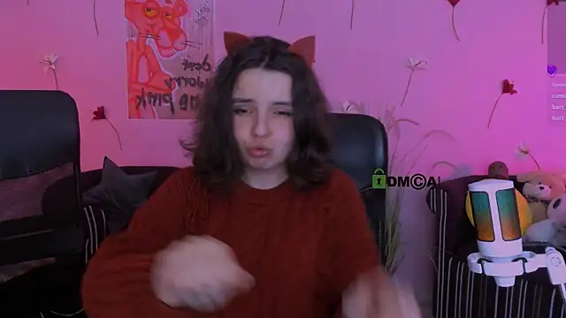 Snapshot of mia_mooon_ chatting on April 2026 02:55:01 PM mia mooon online show from April 2026 02:55:01 PM