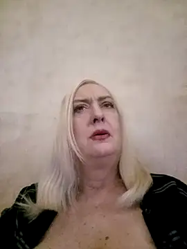Julia20X online show from May 2026 10:01:02 AM