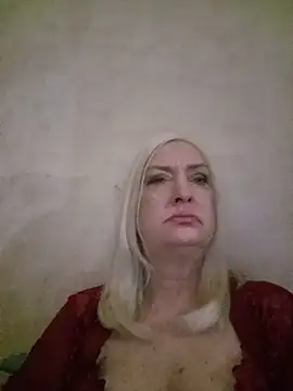 Julia20X online show from May 2026 06:04:02 PM