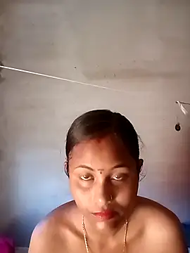 amishaah92 online show from April 2026 09:12:02 AM
