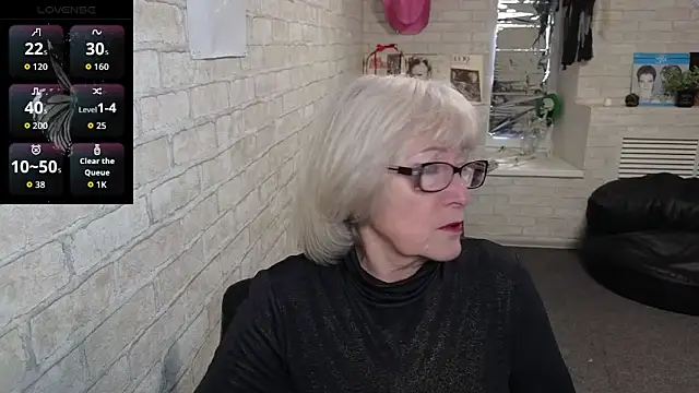 Snapshot of Zuri_Zodiac chatting on April 2026 08:52:02 AM Zuri Zodiac online show from April 2026 08:52:02 AM