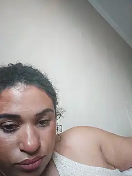 Snapshot of Rootsun chatting on April 2026 08:24:02 PM Rootsun online show from April 2026 08:24:02 PM