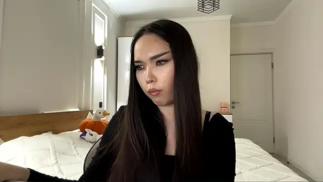 MardellHeavrin online show from April 2026 01:02:02 PM