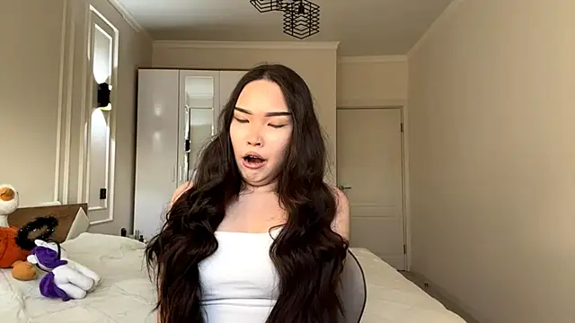 MardellHeavrin online show from May 2026 01:10:02 PM