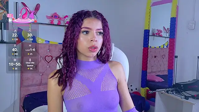 VelinaHoney online show from July 2026 01:13:01 PM
