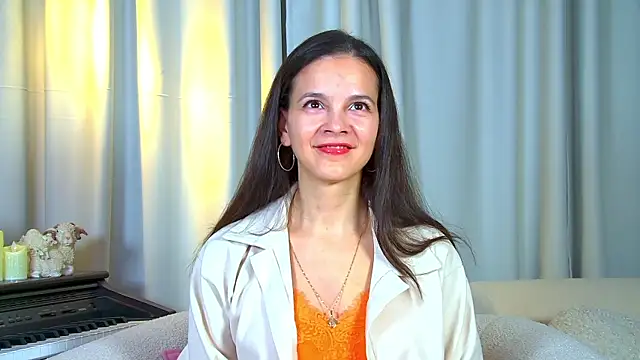 LeonaLane online show from April 2026 06:27:01 AM