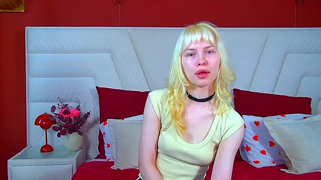 HannahHollis online show from May 2026 06:20:01 AM