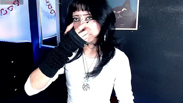 KiomyVamp online show from April 2026 04:01:01 PM
