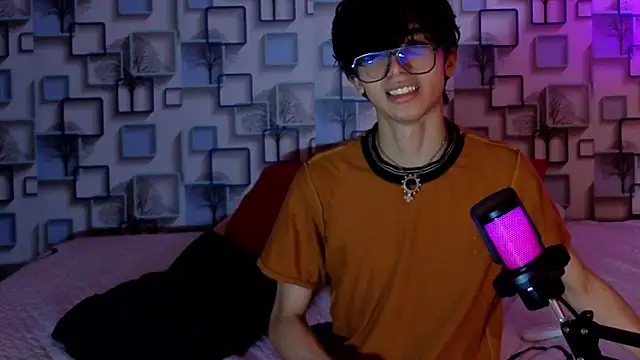 Snapshot of Twink_Sebas7 chatting on April 2026 12:09:02 PM Twink Sebas7 online show from April 2026 12:09:02 PM