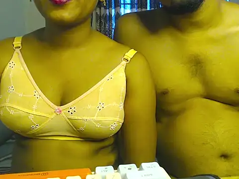 VelvetCoupleLive online show from June 2026 09:25:01 AM