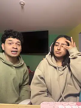hotlatinocouple   online show from June 2026 11:49:01 PM