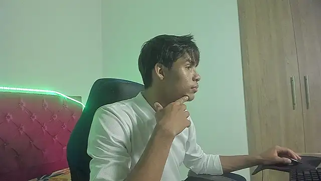 skinny sam online show from April 2026 04:14:02 AM