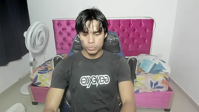 skinny sam online show from June 2026 05:51:02 AM