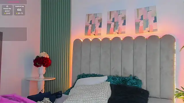 Layla amirah online show from May 2026 02:39:01 AM