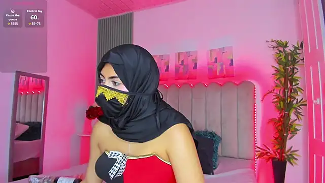 Layla amirah online show from May 2026 03:03:01 AM