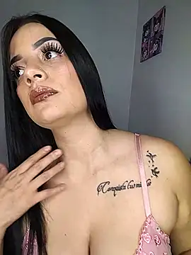 Luna scarllet8 online show from May 2026 01:11:02 AM