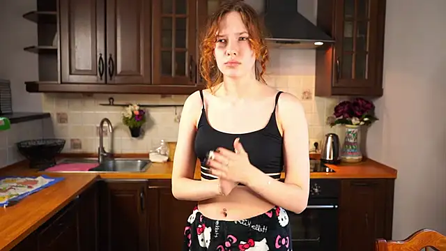 AgathaCarra online show from May 2026 02:21:02 PM