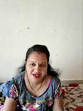 Snapshot of Hot_night chatting on April 2026 06:27:01 AM Hot night online show from April 2026 06:27:01 AM