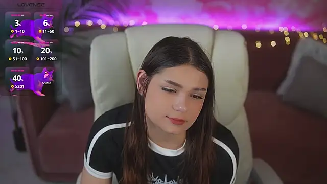 Snapshot of MeJessieDream chatting on April 2026 01:38:01 PM MeJessieDream online show from April 2026 01:38:01 PM