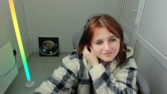 GoldenKiss online show from May 2026 06:42:02 AM